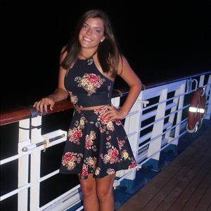 Two-piece dress set